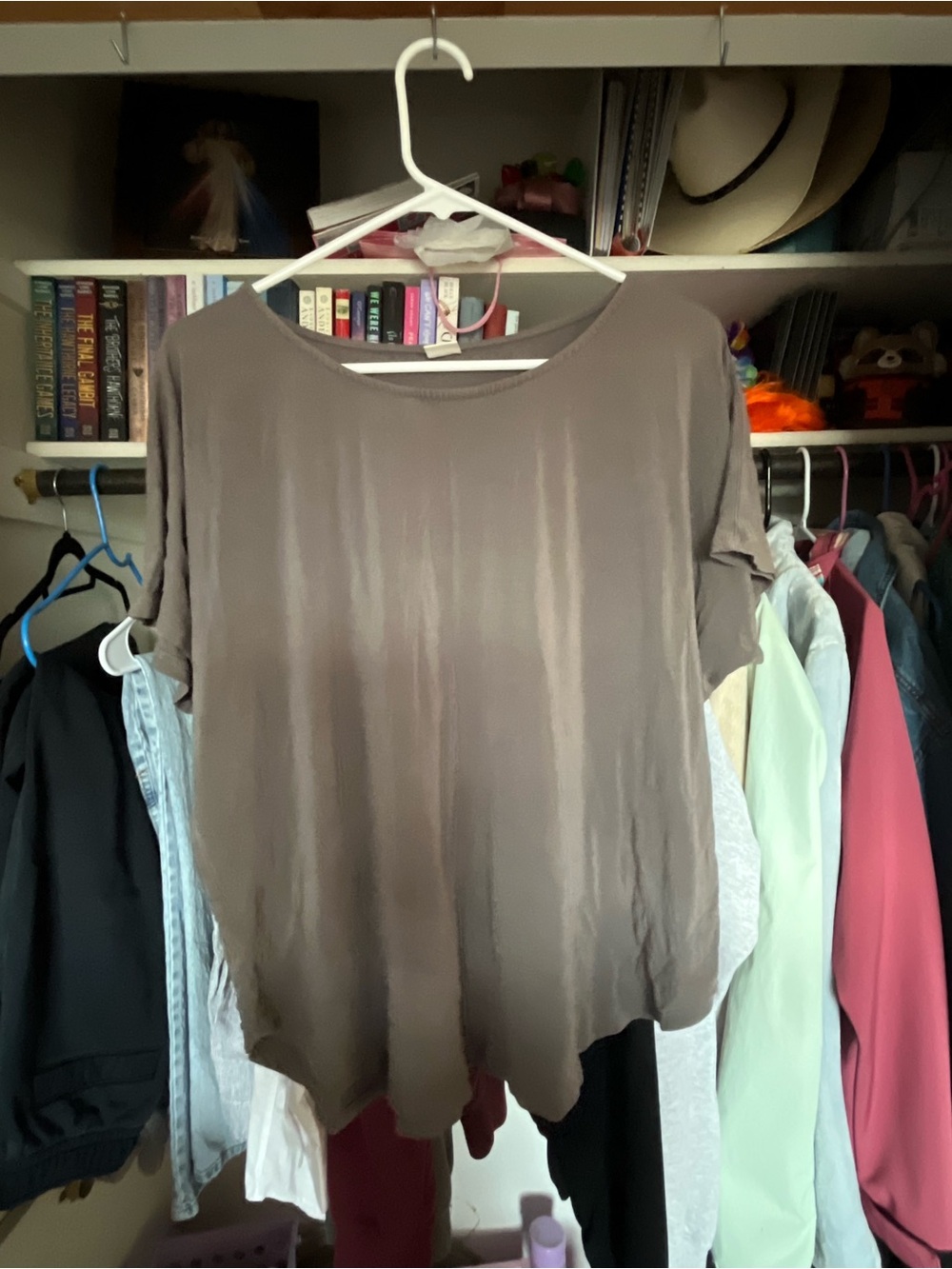 Relaxed Short Sleeve Tee in Brown